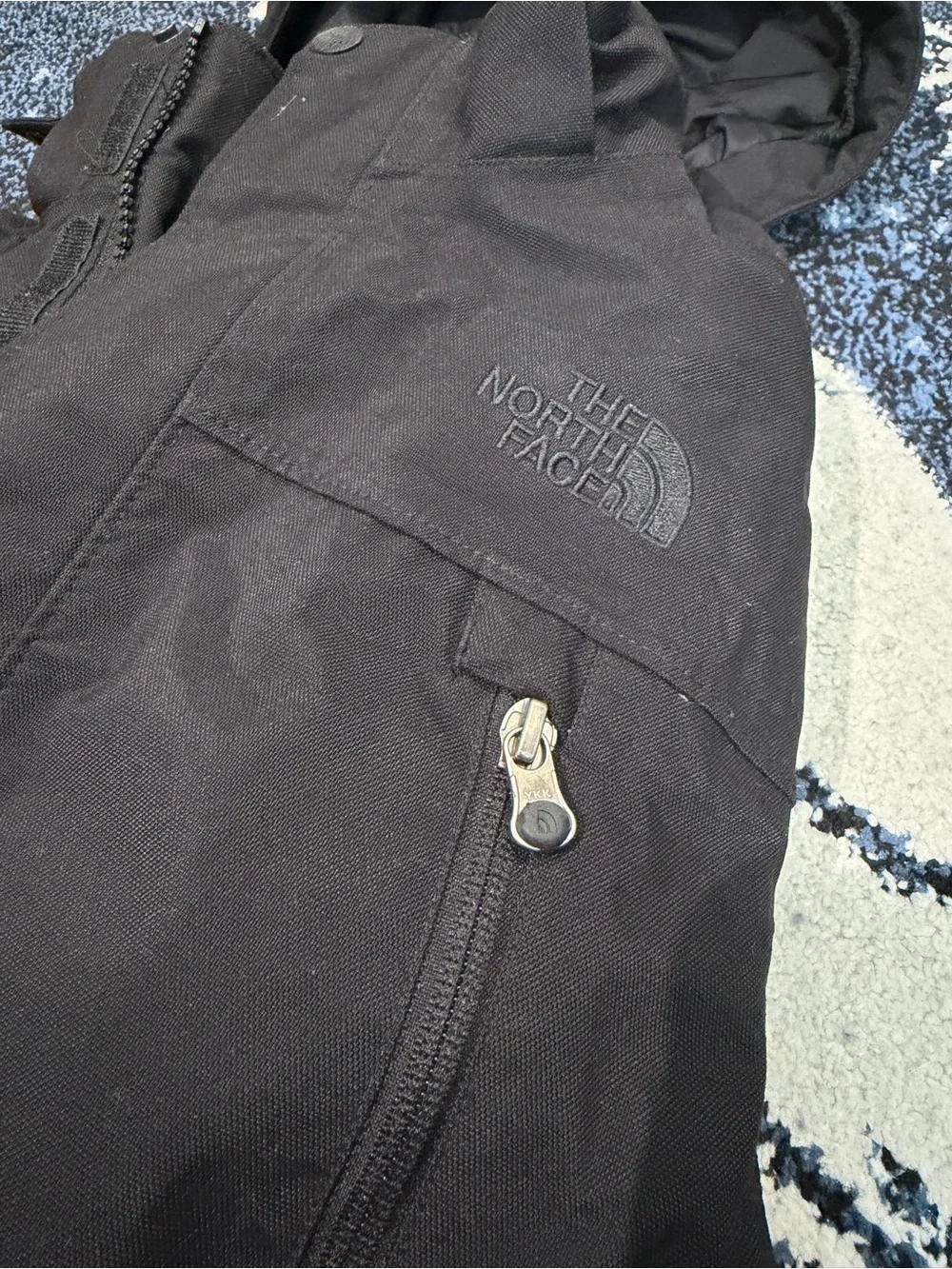 The North Face Kids Black Hooded Puffer Coat